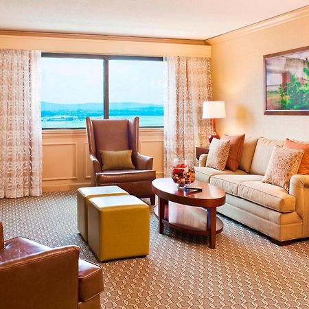 Sheraton Hartford Hotel at Bradley Airport Windsor Locks Eksteriør billede