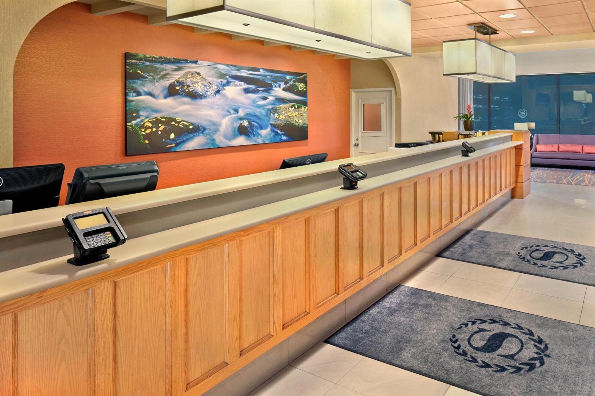 Sheraton Hartford Hotel at Bradley Airport Windsor Locks Eksteriør billede